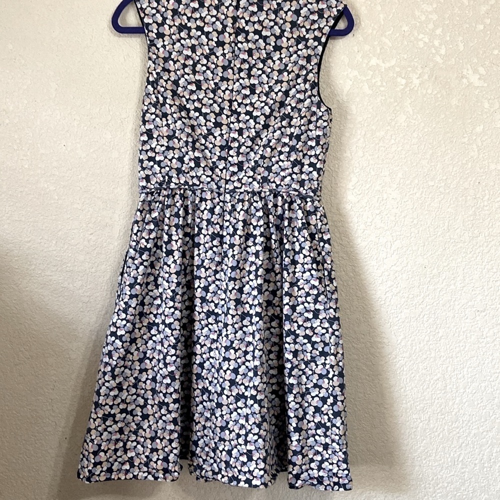 1901 Navy Floral Dress - Picture 4 of 9